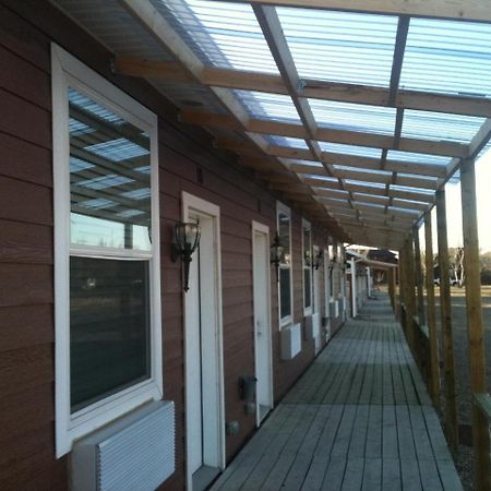 Bear'S Den Lodge Shaunavon Ngoại thất bức ảnh