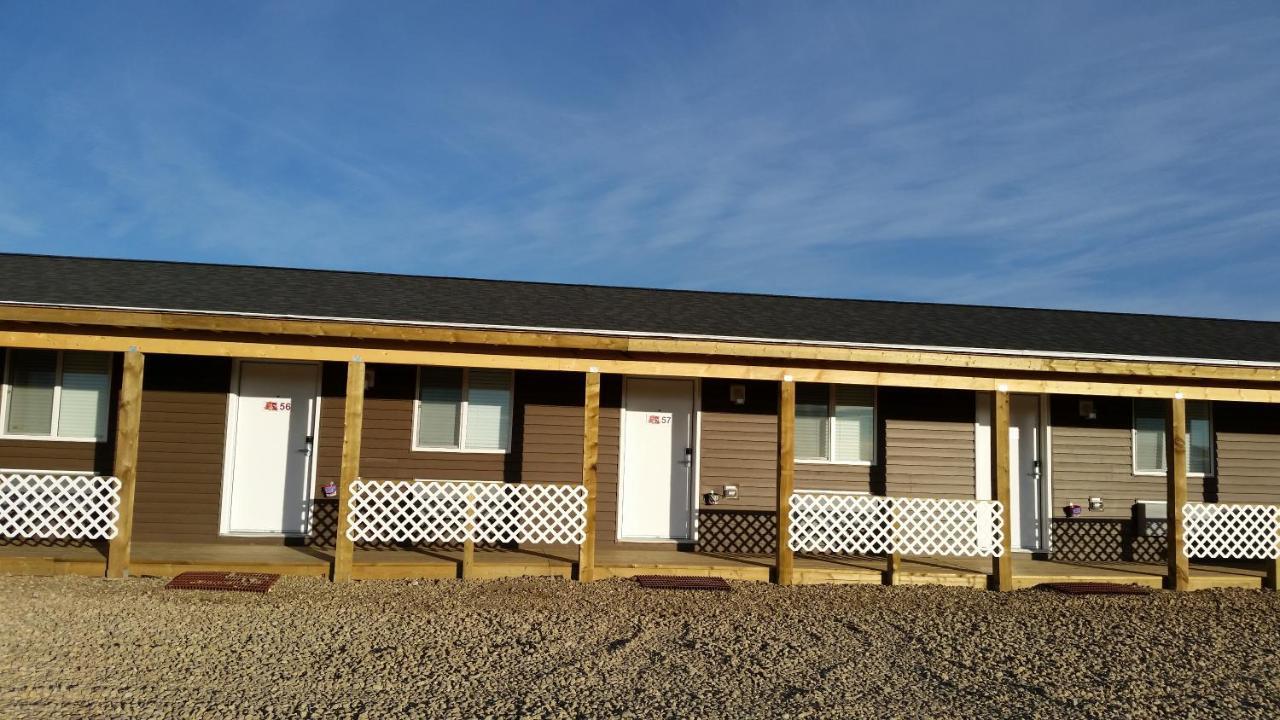 Bear'S Den Lodge Shaunavon Ngoại thất bức ảnh