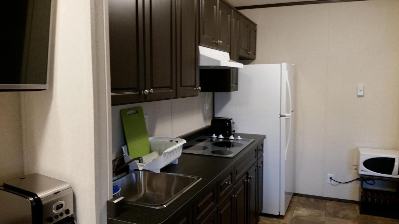 Bear'S Den Lodge Shaunavon Ngoại thất bức ảnh