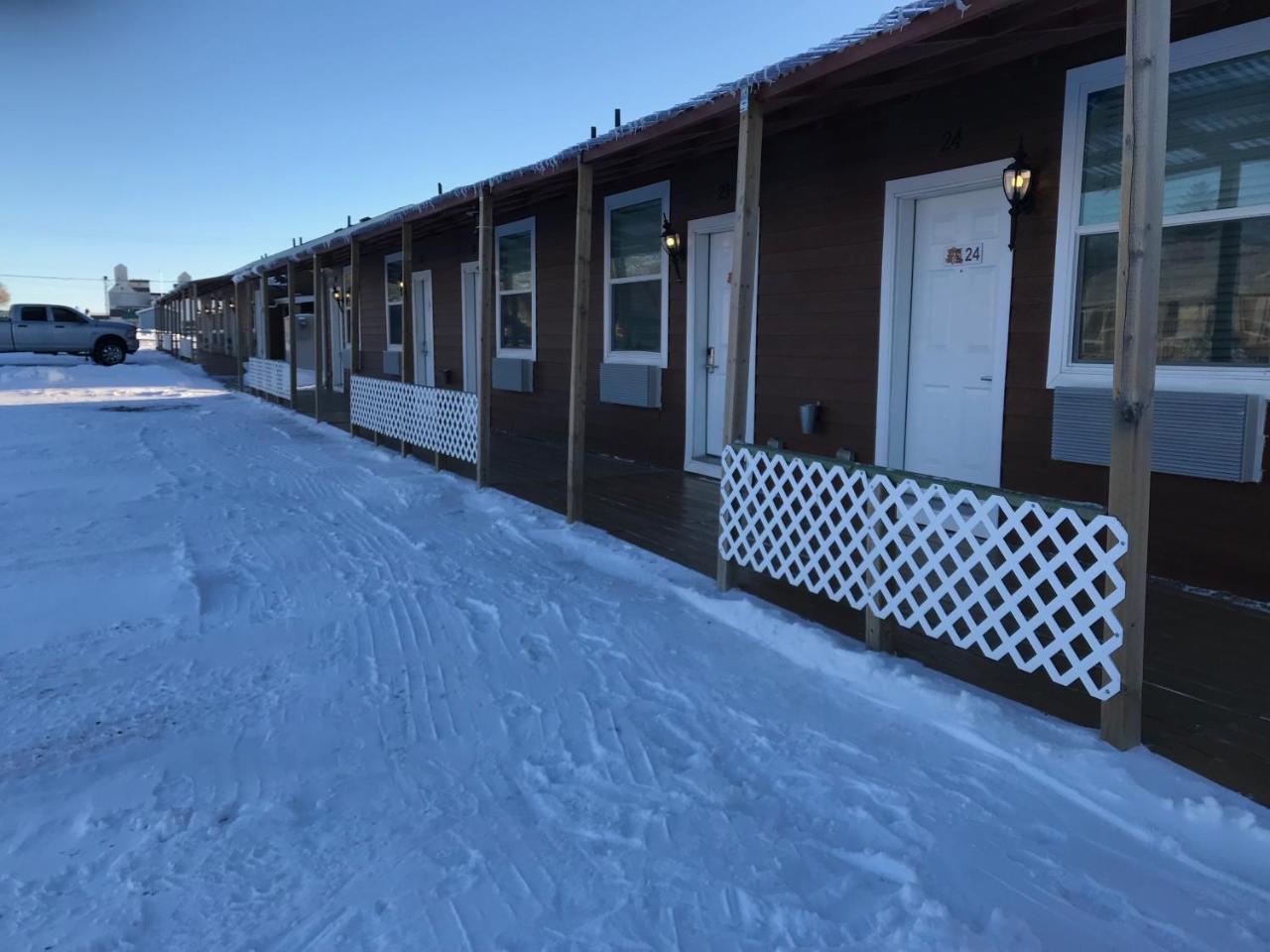 Bear'S Den Lodge Shaunavon Ngoại thất bức ảnh